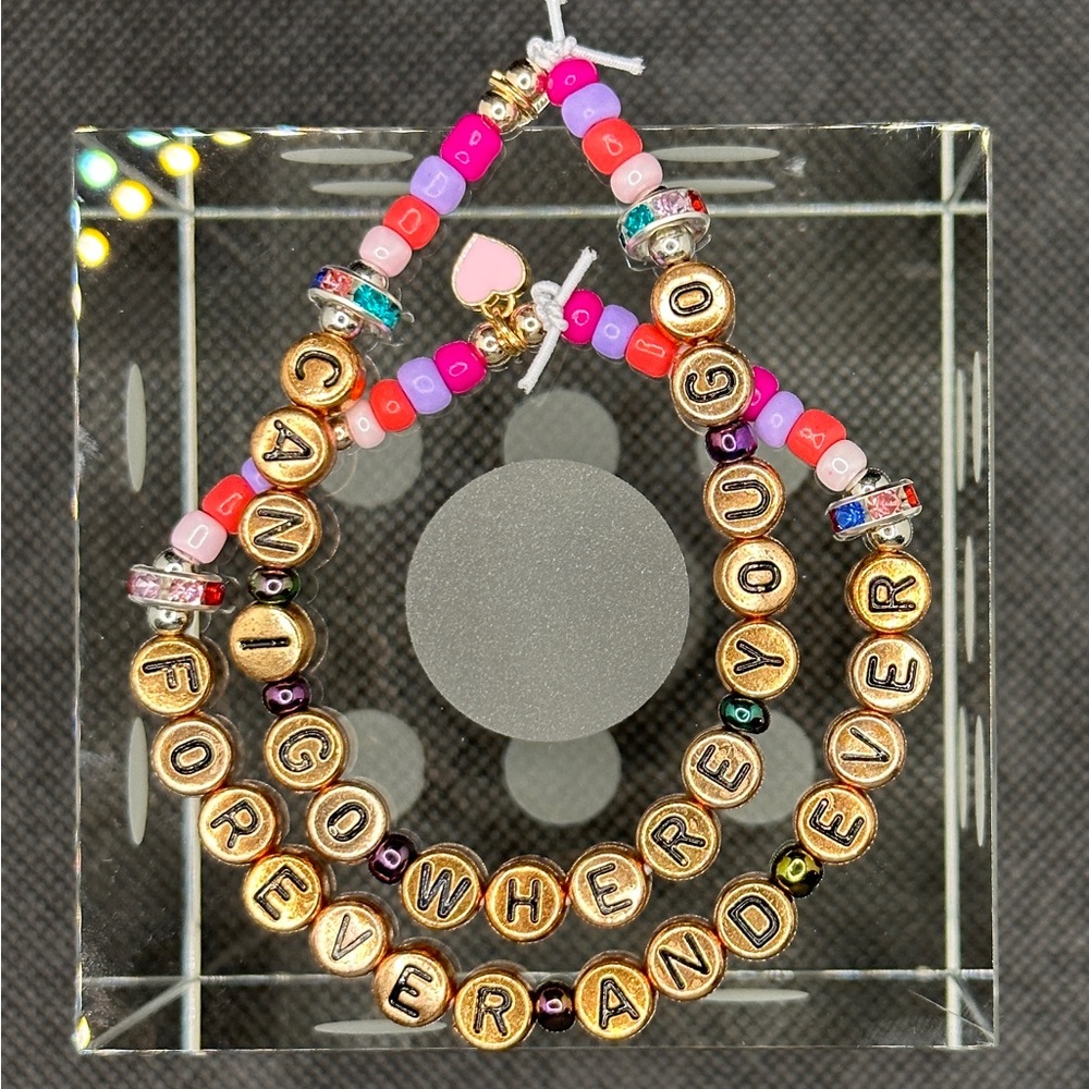 SET!! Taylor Swift Eras Tour Lover Froendship Bracelets
